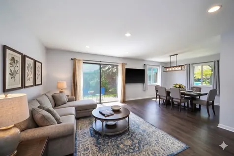 1696 Darwin Court Wheaton IL 60189