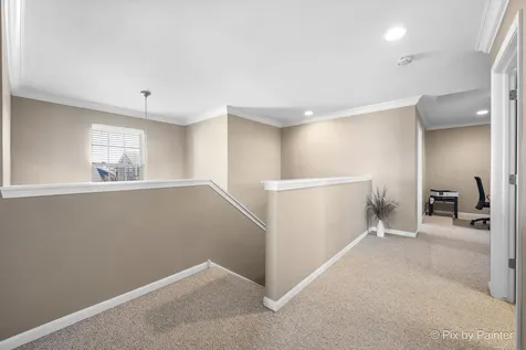 748 Cashmere Lane Elgin IL 60124