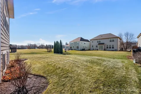 748 Cashmere Lane Elgin IL 60124