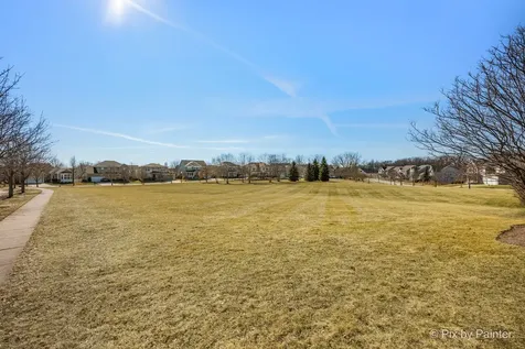 748 Cashmere Lane Elgin IL 60124