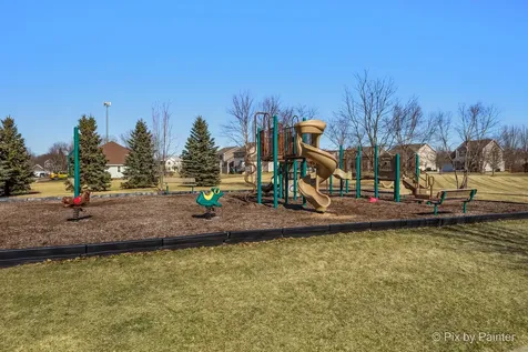 748 Cashmere Lane Elgin IL 60124
