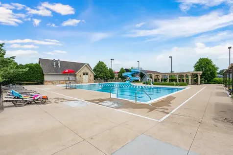 748 Cashmere Lane Elgin IL 60124