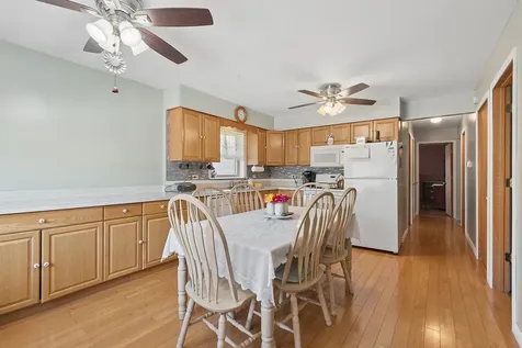 15256 Wabash Avenue South Holland IL 60473