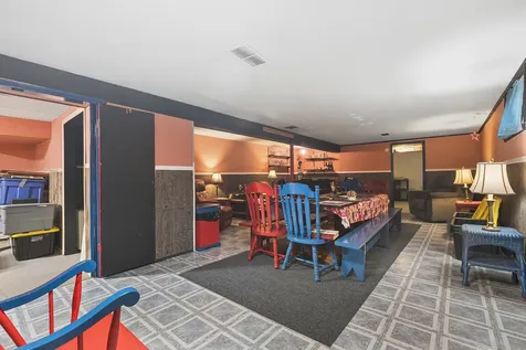 15256 Wabash Avenue South Holland IL 60473