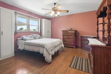 15256 Wabash Avenue South Holland IL 60473
