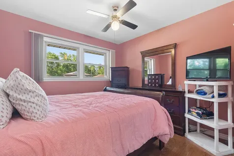 15256 Wabash Avenue South Holland IL 60473
