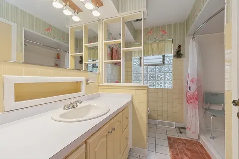 15256 Wabash Avenue South Holland IL 60473