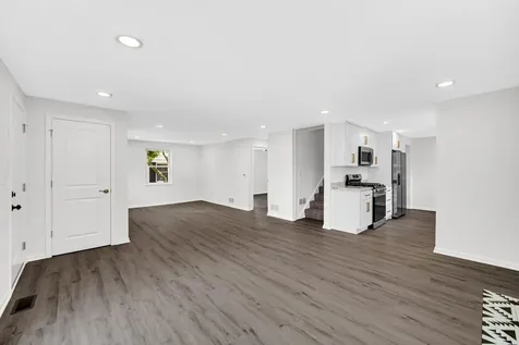 1109 Muirfield Avenue Waukegan IL 60085