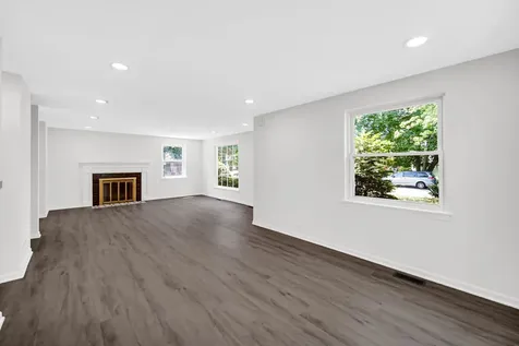 1109 Muirfield Avenue Waukegan IL 60085