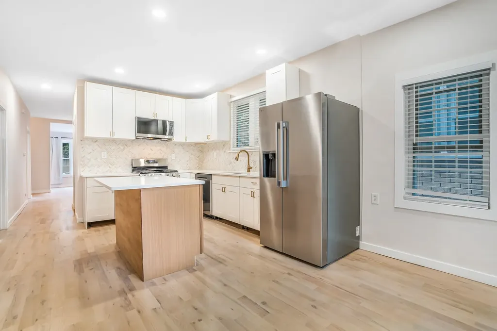 5212 South Kildare Avenue Chicago IL 60632