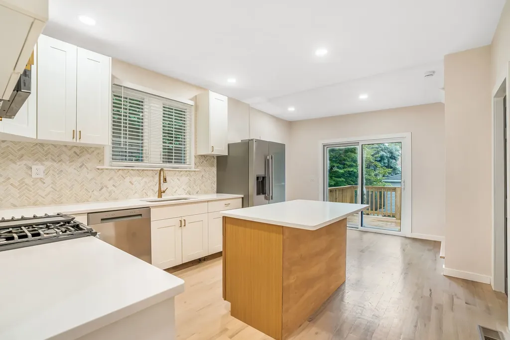 5212 South Kildare Avenue Chicago IL 60632