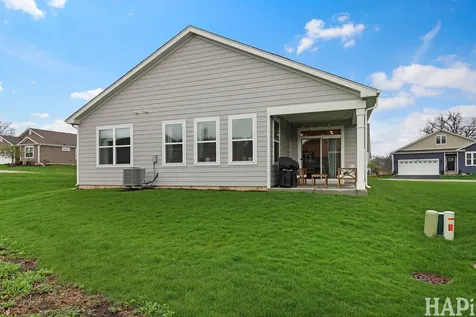1200 Redtail Circle Woodstock IL 60098