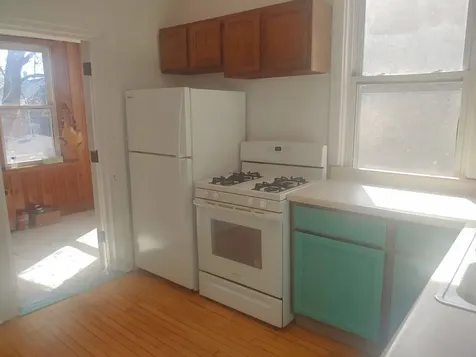 2433 West Berteau Avenue Chicago IL 60618