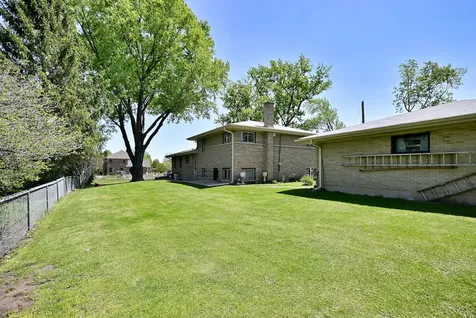 1030 West Kenilworth Avenue Palatine IL 60067
