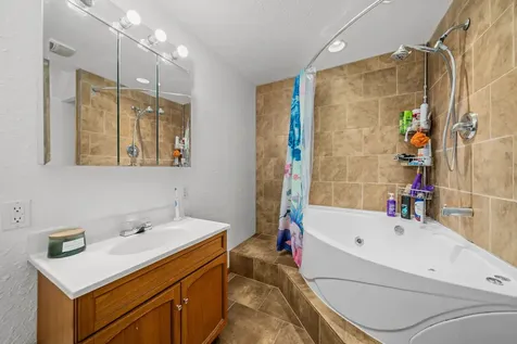 7125 Toms Road Rockford IL 61101