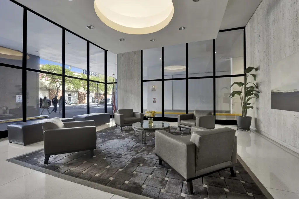 1636 North Wells Street Chicago IL 60614
