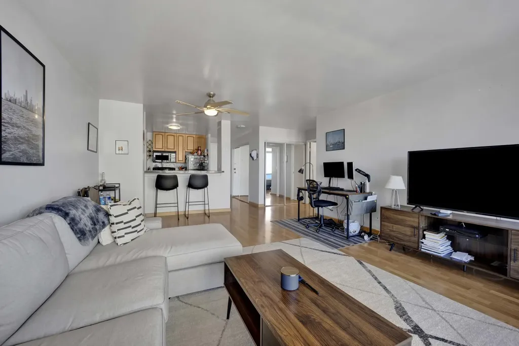 1636 North Wells Street Chicago IL 60614