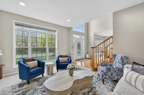 484 West Haleys Hill Court Palatine IL 60074