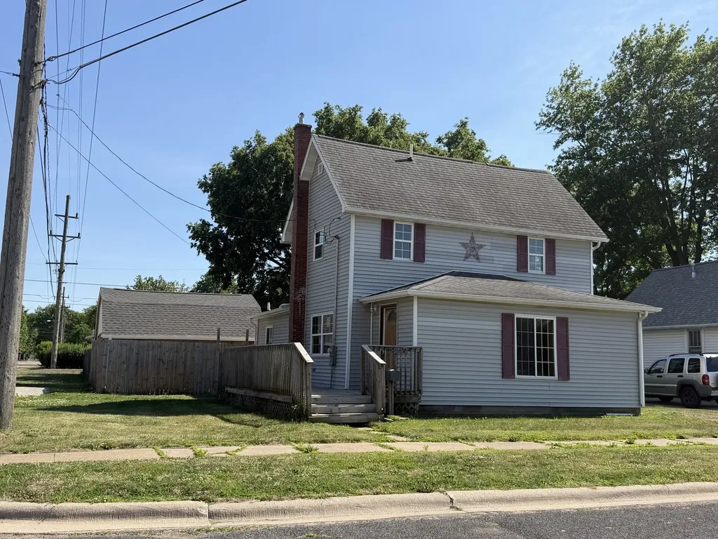 414 East 8th Street Rock Falls IL 61071