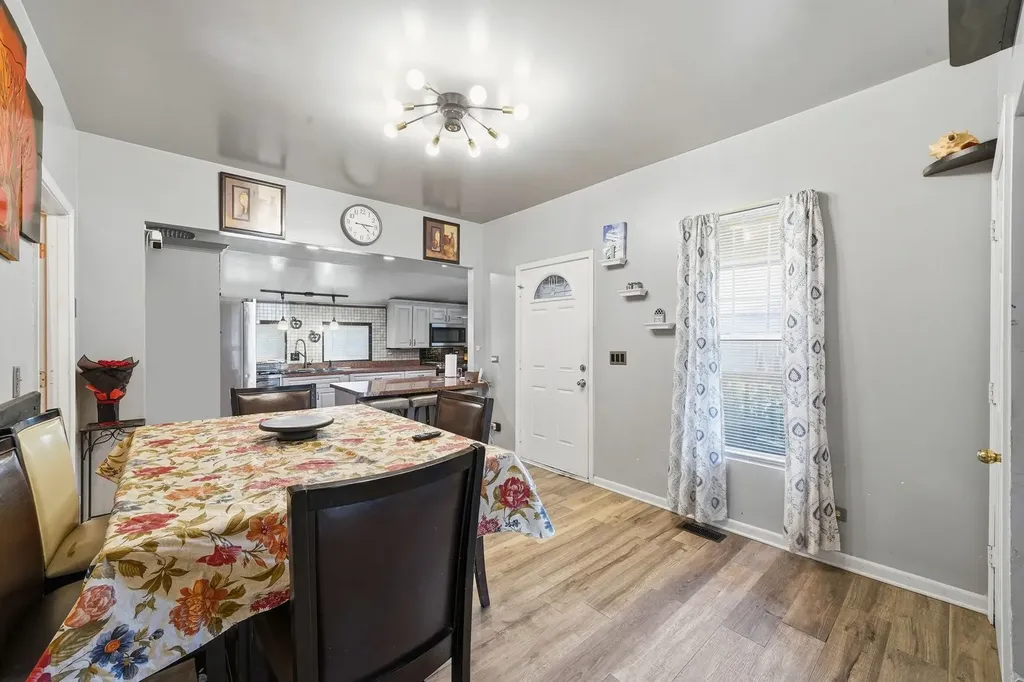 441 North Highland Avenue Aurora IL 60506