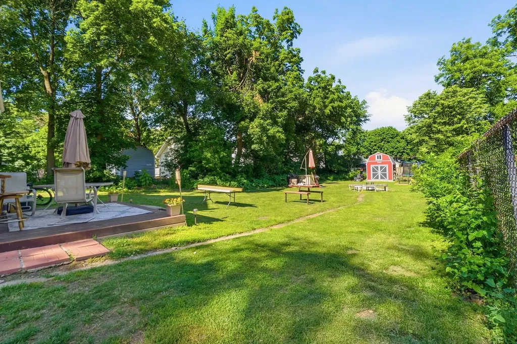 441 North Highland Avenue Aurora IL 60506