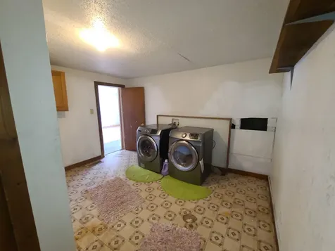 7006 South Unity Road Polo IL 61064
