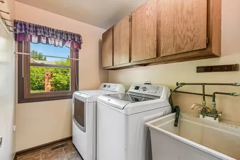 3051 North Huntington Drive Arlington Heights IL 60004