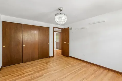 3051 North Huntington Drive Arlington Heights IL 60004