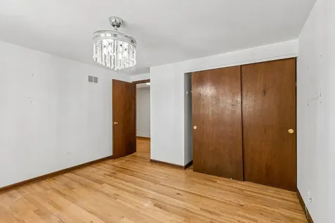 3051 North Huntington Drive Arlington Heights IL 60004