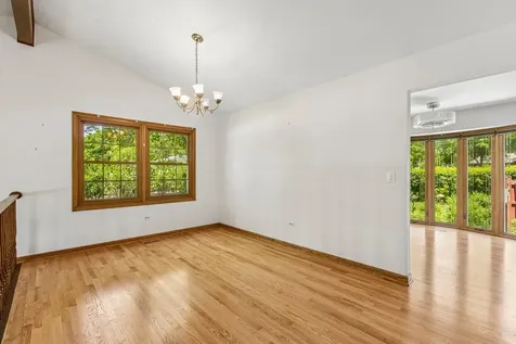 3051 North Huntington Drive Arlington Heights IL 60004