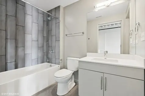 1241 North Milwaukee Avenue Chicago IL 60622