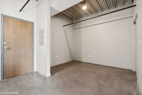 1241 North Milwaukee Avenue Chicago IL 60622