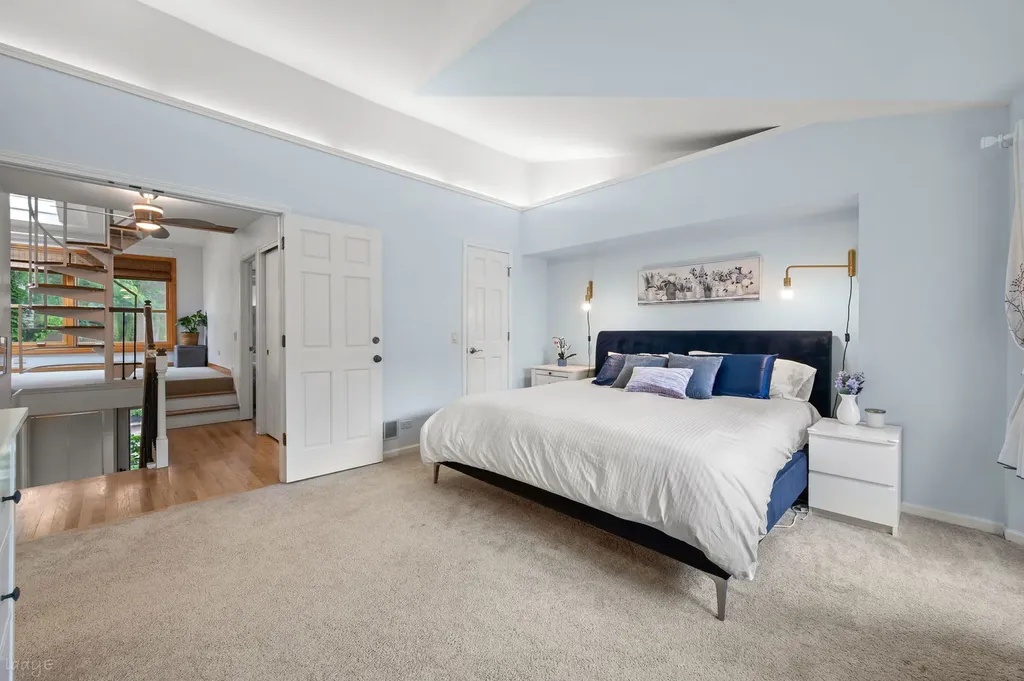 1881 North Maud Avenue Chicago IL 60614