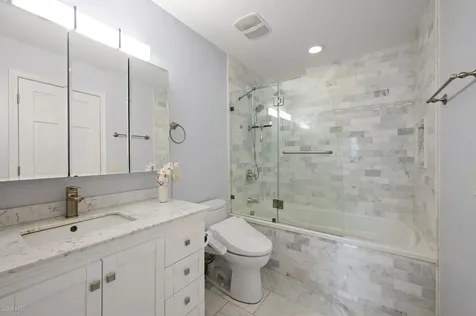 1881 North Maud Avenue Chicago IL 60614