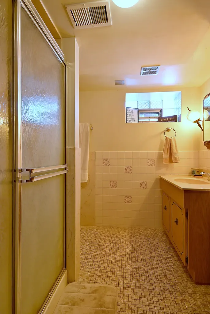 7510 North Oketo Avenue Chicago IL 60631