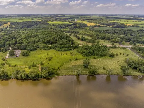 000 Indian Cove Drive Oregon IL 61061