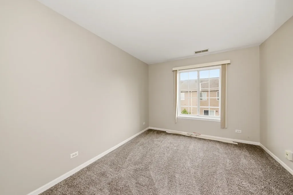 2264 Daybreak Drive Aurora IL 60503