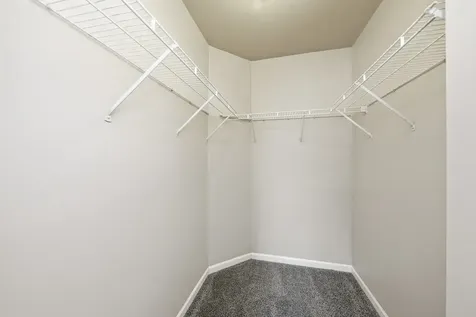 2264 Daybreak Drive Aurora IL 60503