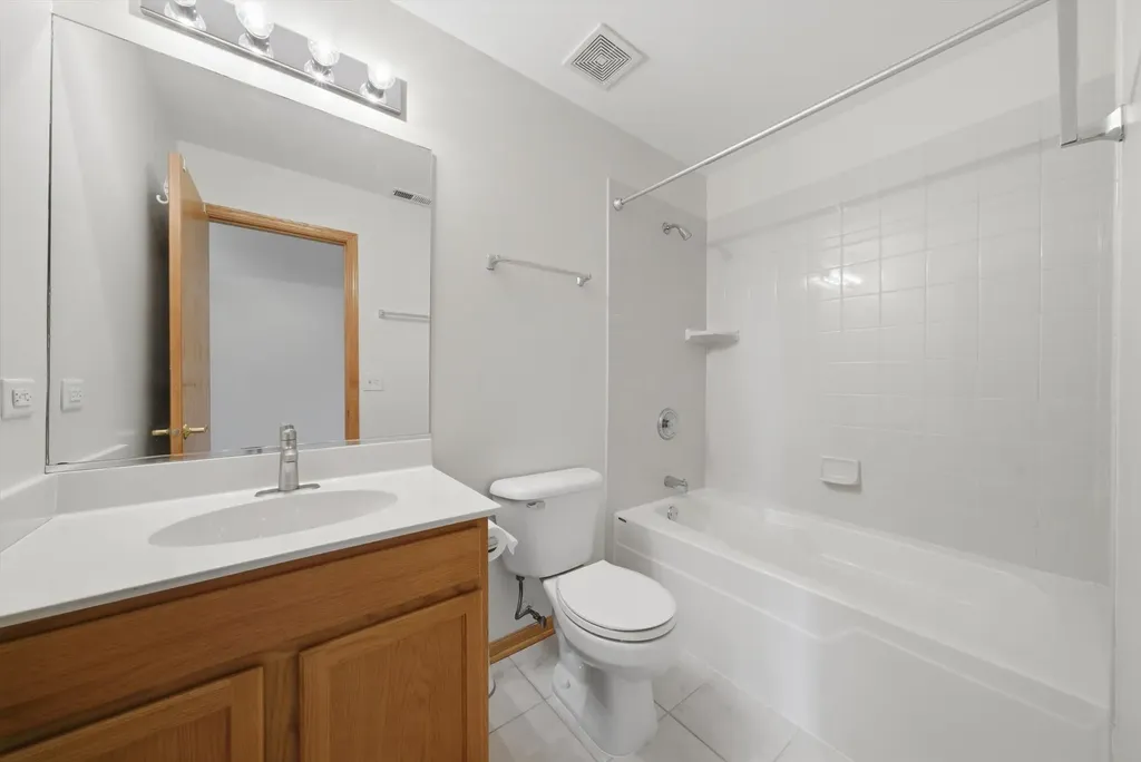 10652 Dani Lane Orland Park IL 60462