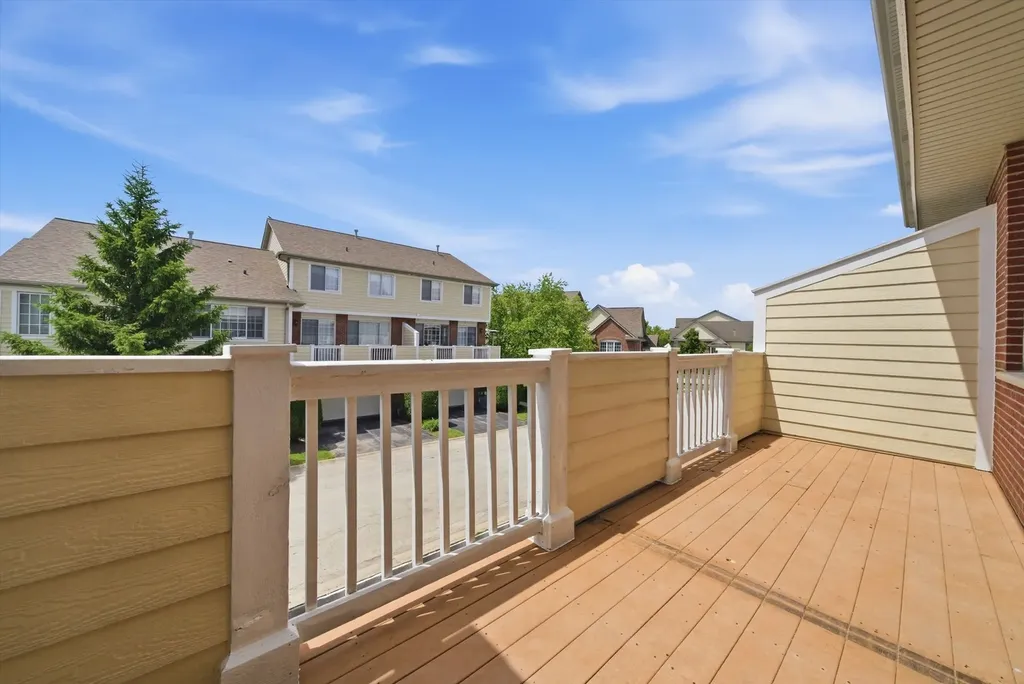 10652 Dani Lane Orland Park IL 60462