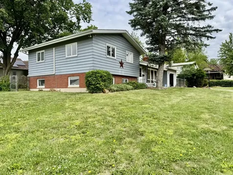 707 Bucklin Street Lasalle IL 61301