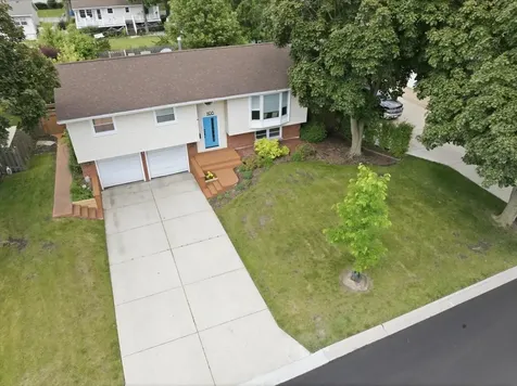 1108 East Barberry Lane Mount Prospect IL 60056