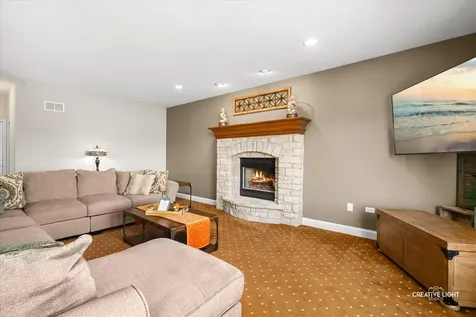 3534 Hidden Fawn Drive Elgin IL 60124
