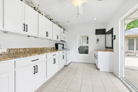 2019 East Avon Lane Arlington Heights IL 60004