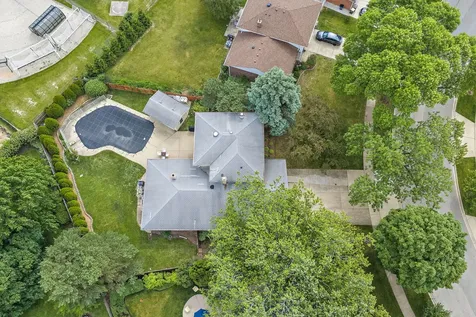 2019 East Avon Lane Arlington Heights IL 60004