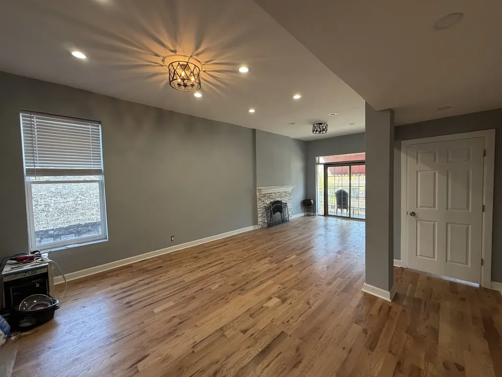 2744 West Division Street Chicago IL 60622