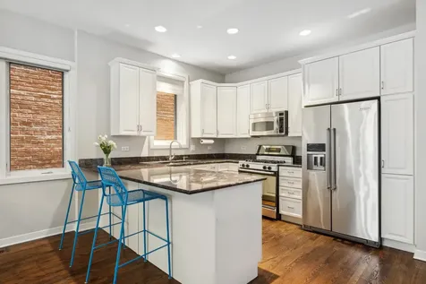 1411 North Mohawk Street Chicago IL 60610