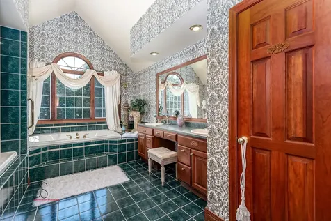 1638 Timber Lane Ottawa IL 61350