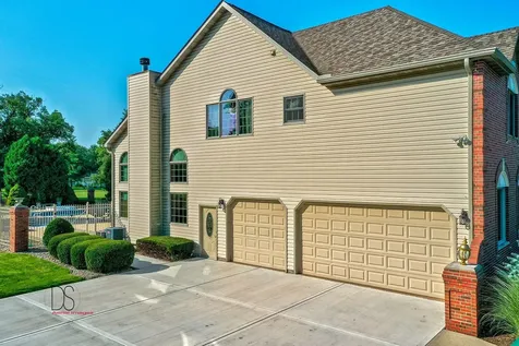 1638 Timber Lane Ottawa IL 61350