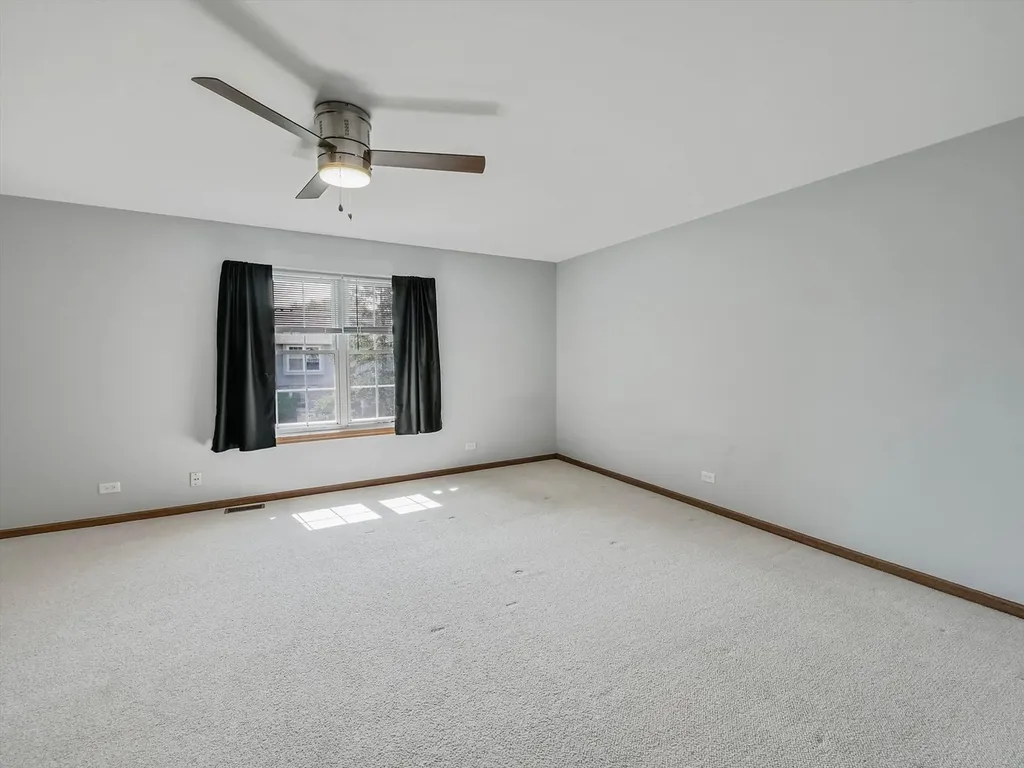 804 North Tamarac Boulevard Addison IL 60101